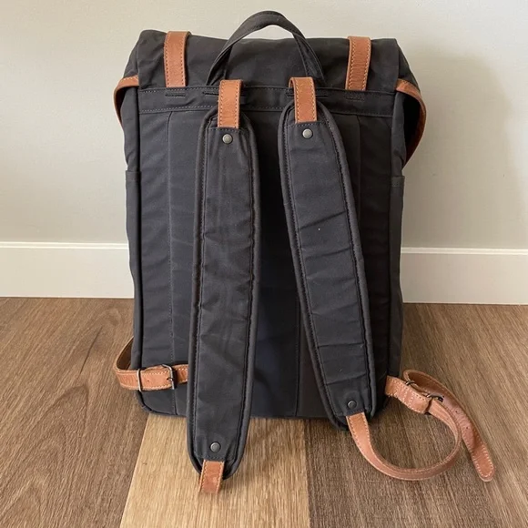 SOLD Fjallraven Rucksack Backpack - Picture 2 of 4